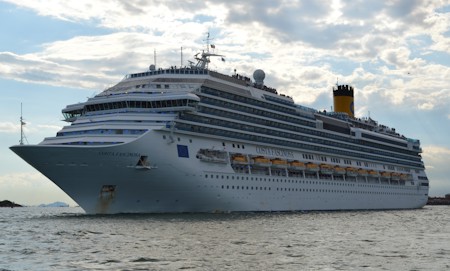 Boat, Cruise Ship, Person, Ship, Transportation, Vehicle, Venezia